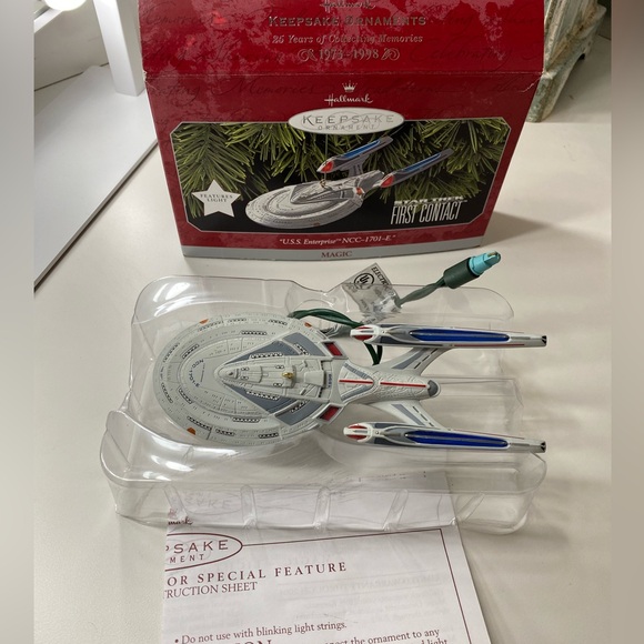 Hallmark Keepsake Ornaments LOT - Picture 7 of 10